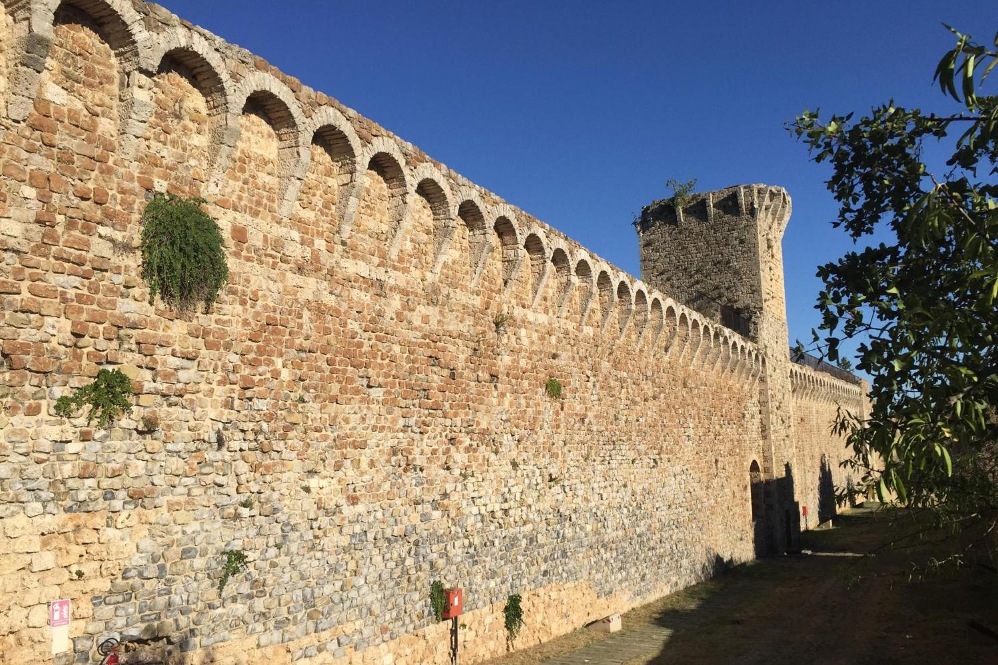 Massa Alta B&B E Appartamenti Massa Marittima Luaran gambar