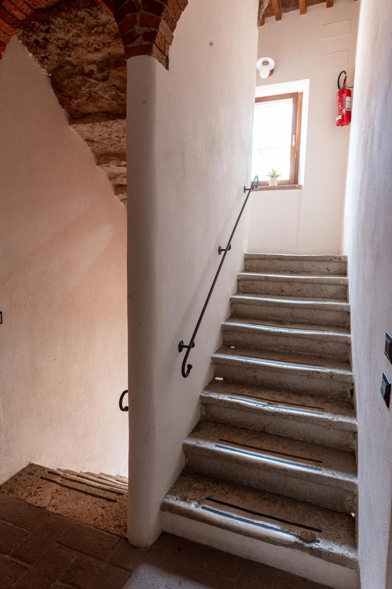 Massa Alta B&B E Appartamenti Massa Marittima Luaran gambar